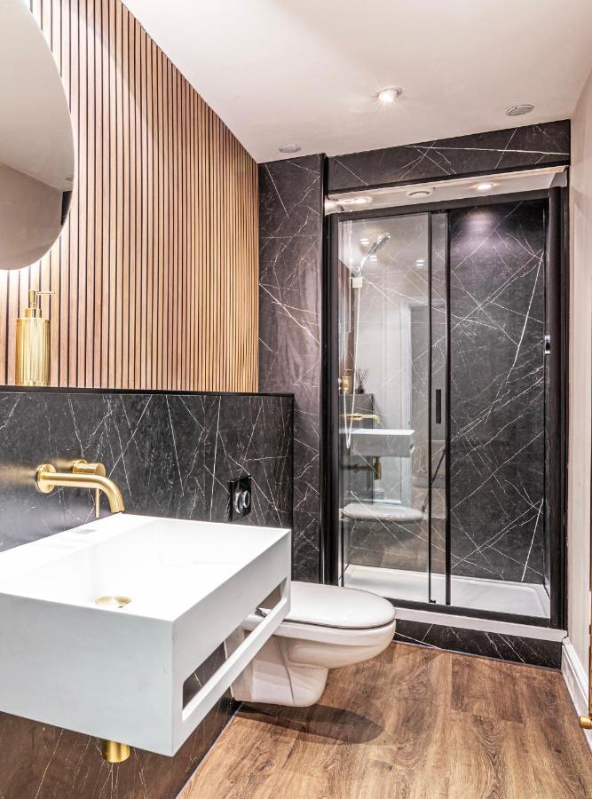 Luxury Georgian Townhouse With Cinema And Parking Villa Chester Kültér fotó